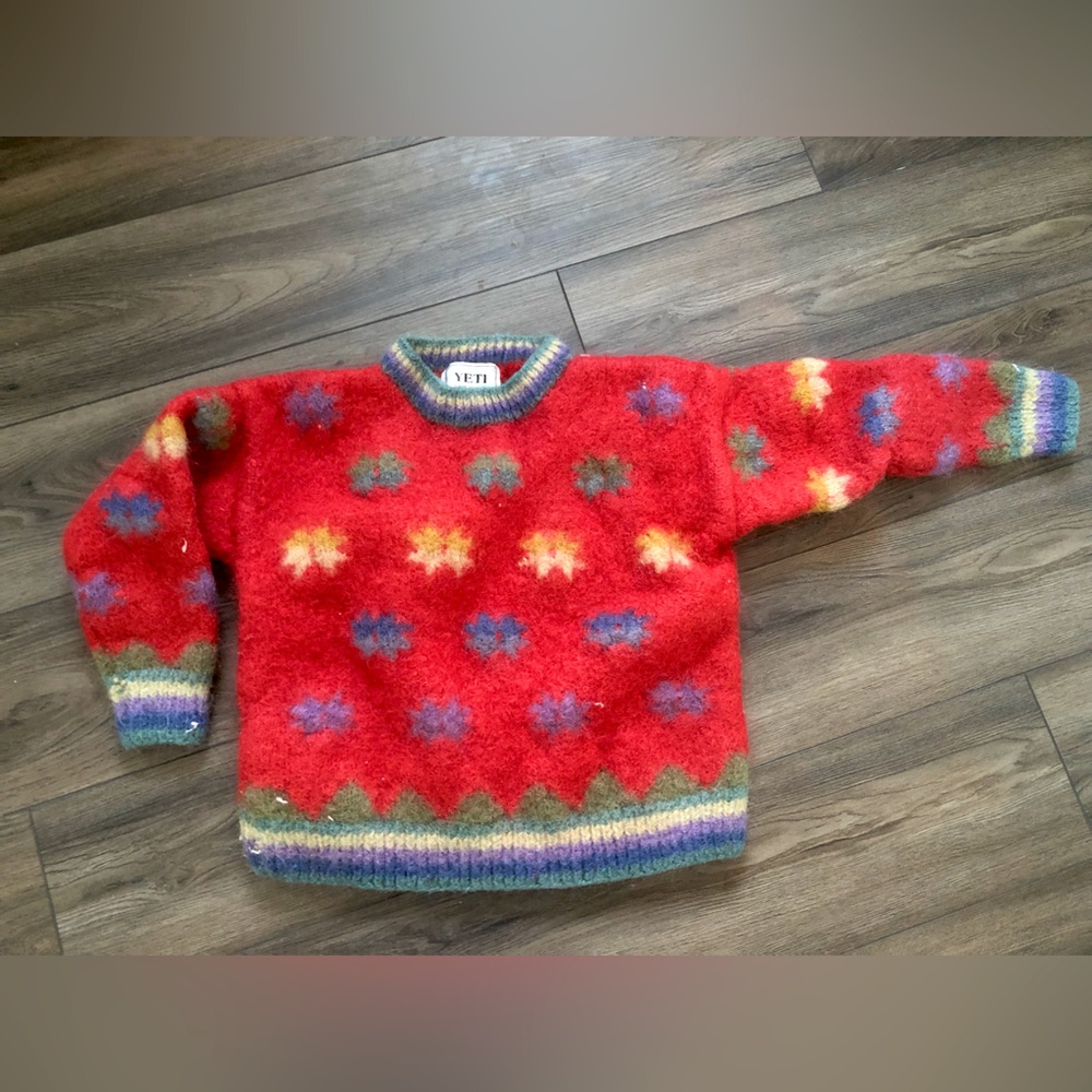 YETI knit wool sweater. Size Large